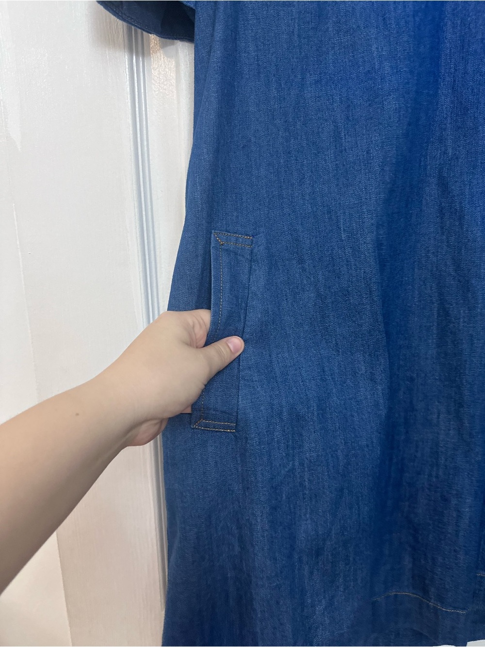 NWT Current Air Denim Mini Dress Size Small Pockets V neck - Picture 3 of 4
